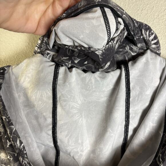 Lululemon Bring Back The Track Jacket Womens 4 Flowabunga Black Grey Angel Wing - Picture 11 of 16